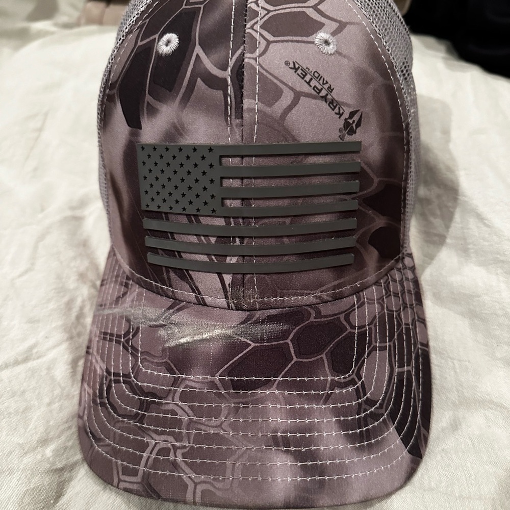 Kryptek hat